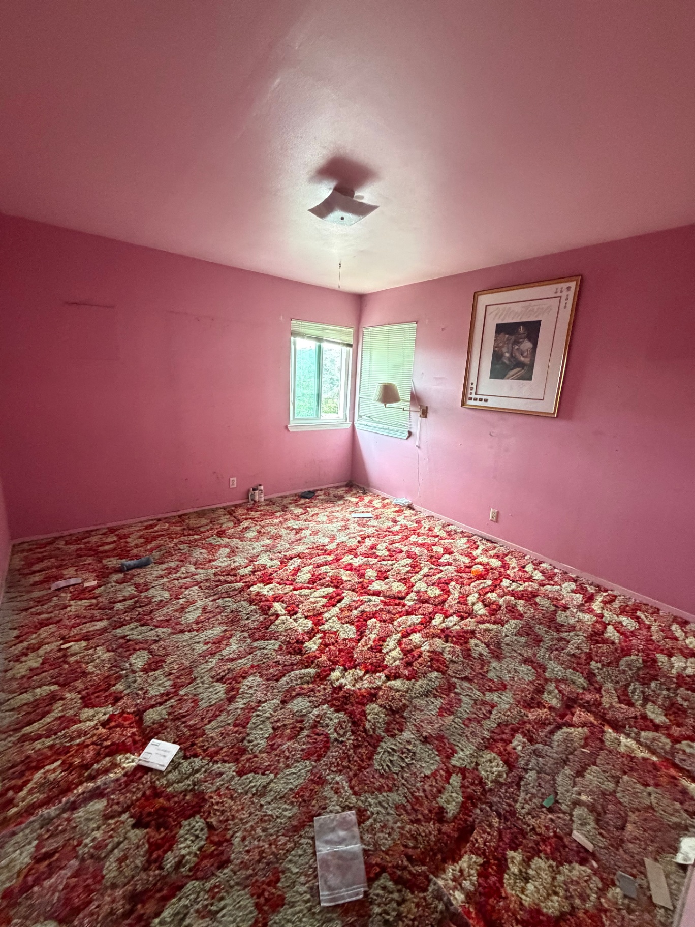 The same bedroom completely emptied after a Greer Hauling cleanout